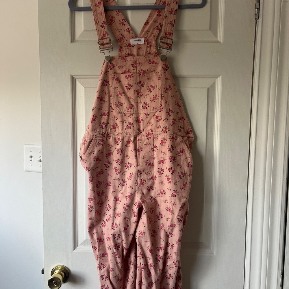 Storia Pink Floral Corduroy Romper - Picture 2 of 2
